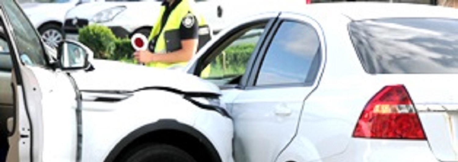 lesões comuns em um acidente de carro de furto lateral
