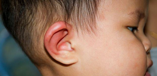 gânglios linfáticos inchados atrás das orelhas